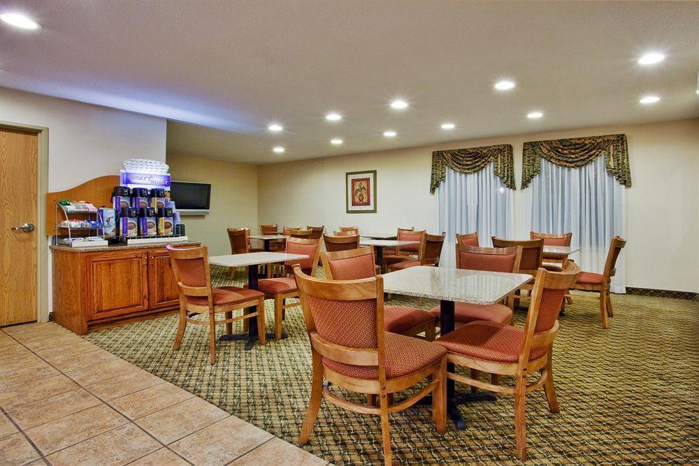 Holiday Inn Express Dillard Extérieur photo