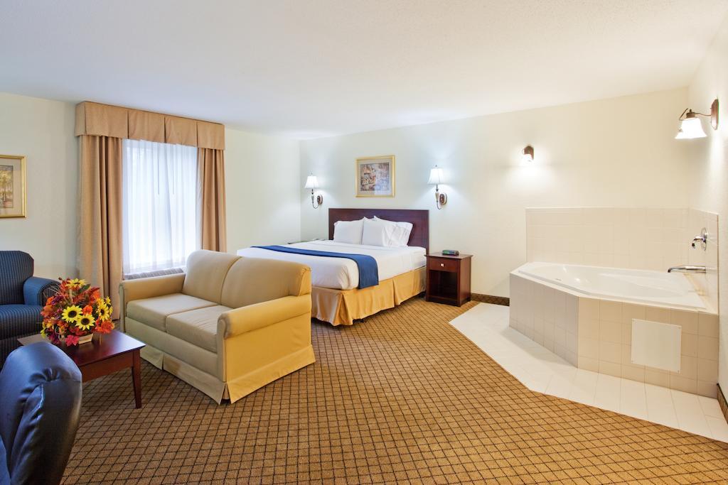 Holiday Inn Express Dillard Chambre photo